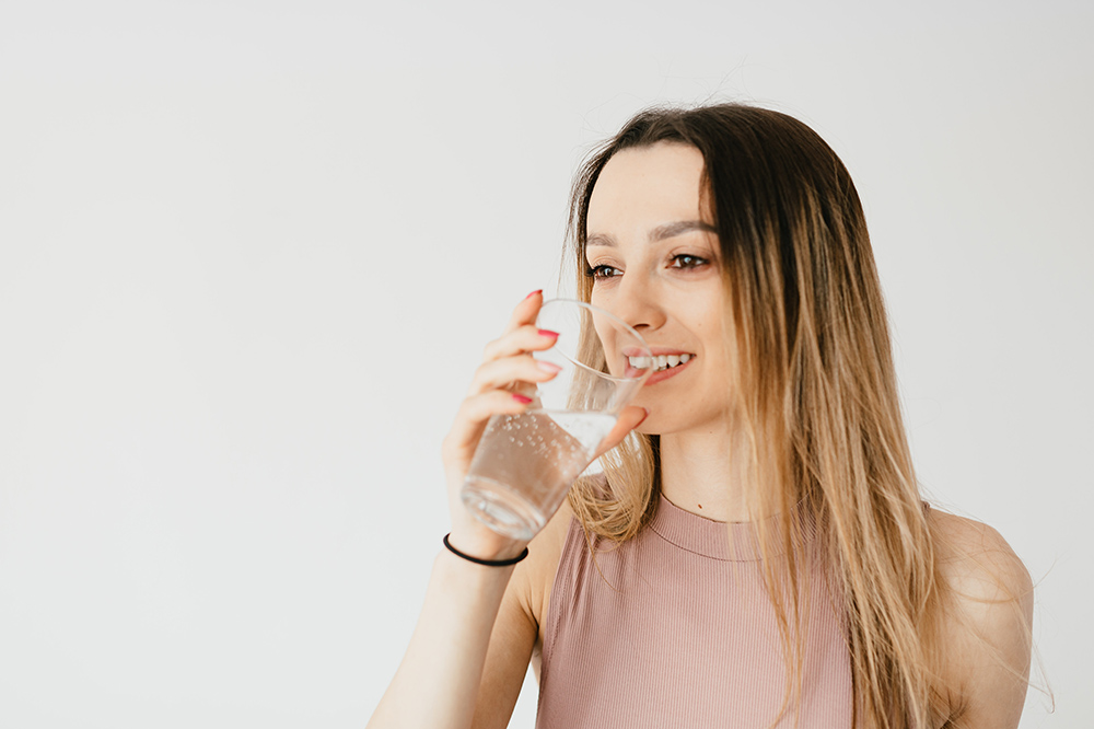 7 vital functions of water in the human body